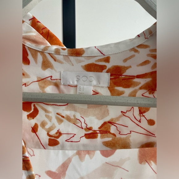 NWOT COS|| Tailored Wrap Dress, Size 6 in Orange and White, Tencel - Picture 5 of 12